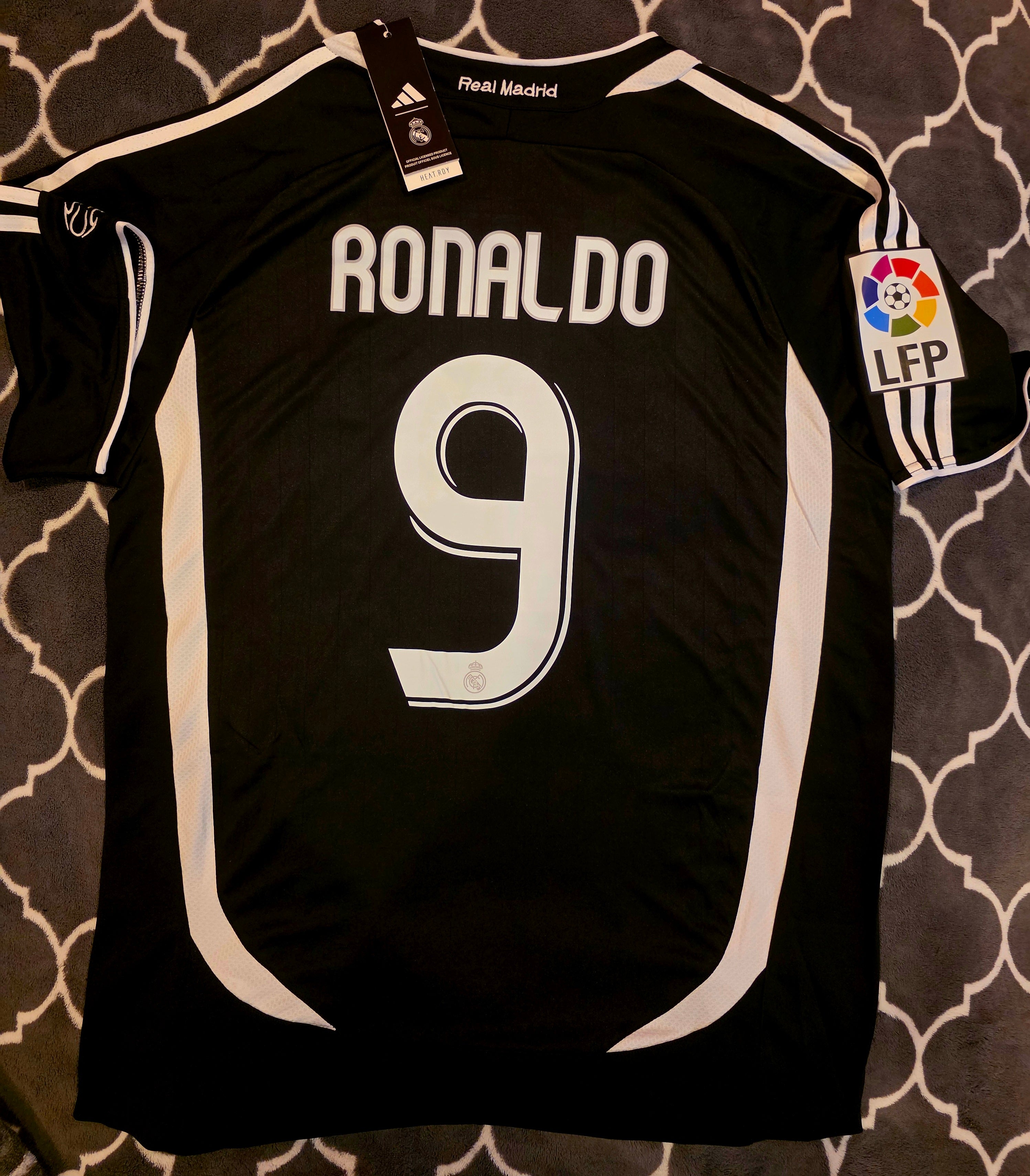Cristiano Ronaldo 2006-2007 Real Madrid Adidas Away Black Short Sleeve La Liga